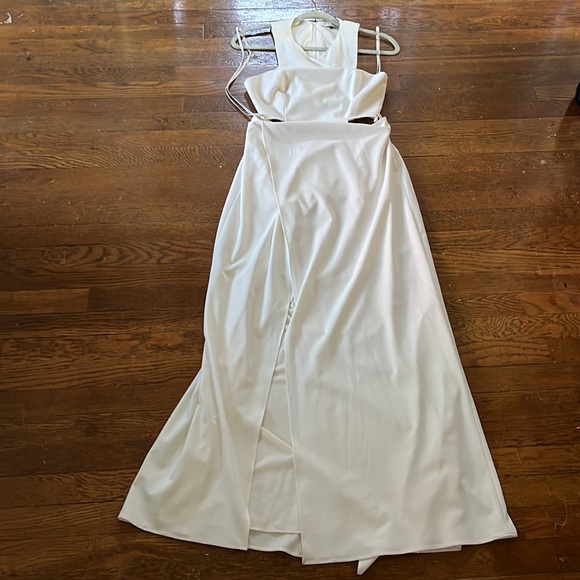 HALSTON Heritage Crepe Cut-out Back Sleeveless Maxi Dress - Picture 4 of 11